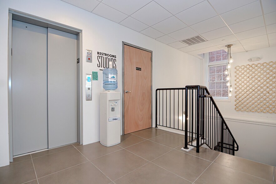 More Photos Of 24-28 High St, Medford Apartments For Lease