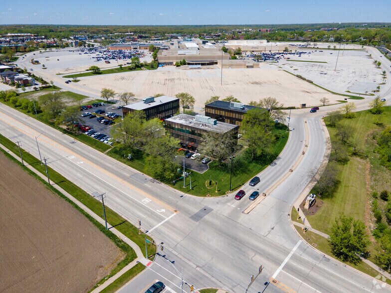 More Photos Of 64 Orland Square Dr, Orland Park Medical For Lease