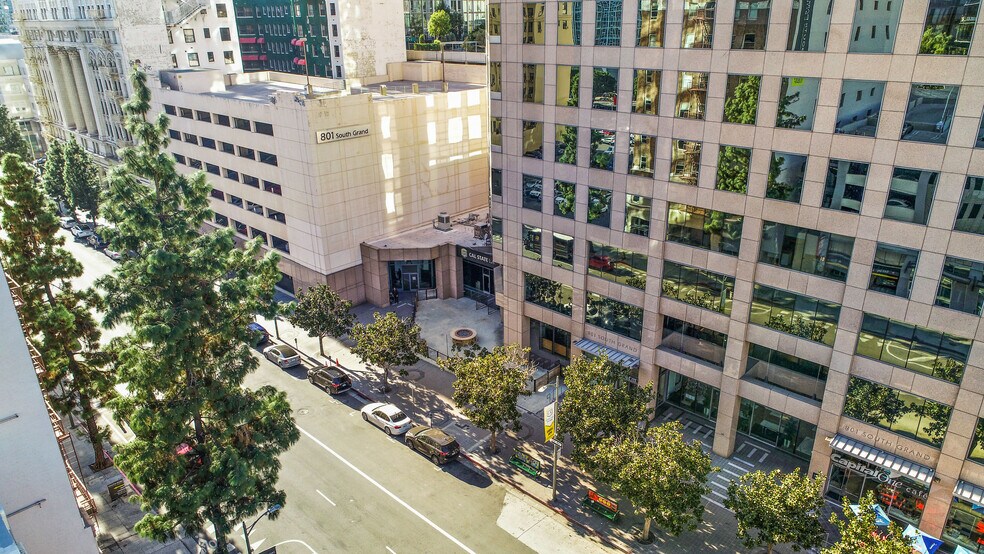 More Photos Of 801 S Grand Ave, Los Angeles Office For Lease