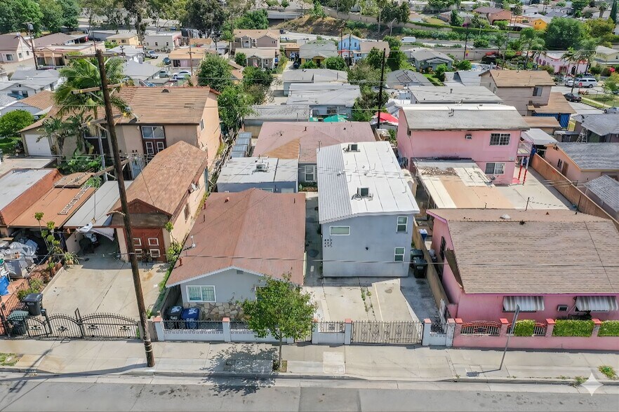 More Photos Of 474 S Eastern Ave, East Los Angeles Multifamily For Sale