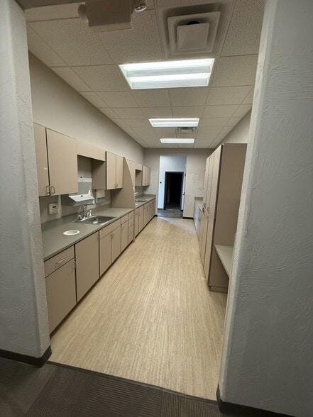 More Photos Of 2868 W Martin Luther King Blvd, Fayetteville Medical For Sale
