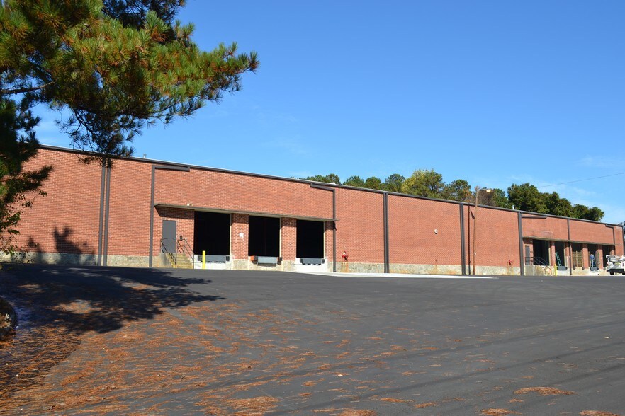 More Photos Of 1950 Lithonia Industrial Blvd, Lithonia Distribution For Lease