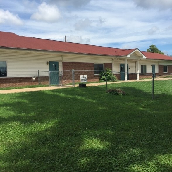 More Photos Of 1301 S Florissant Rd, Saint Louis Schools For Sale
