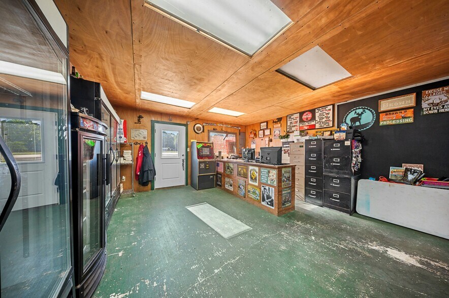 More Photos Of 27033 US Highway 96 S, Kirbyville Food Processing For Sale