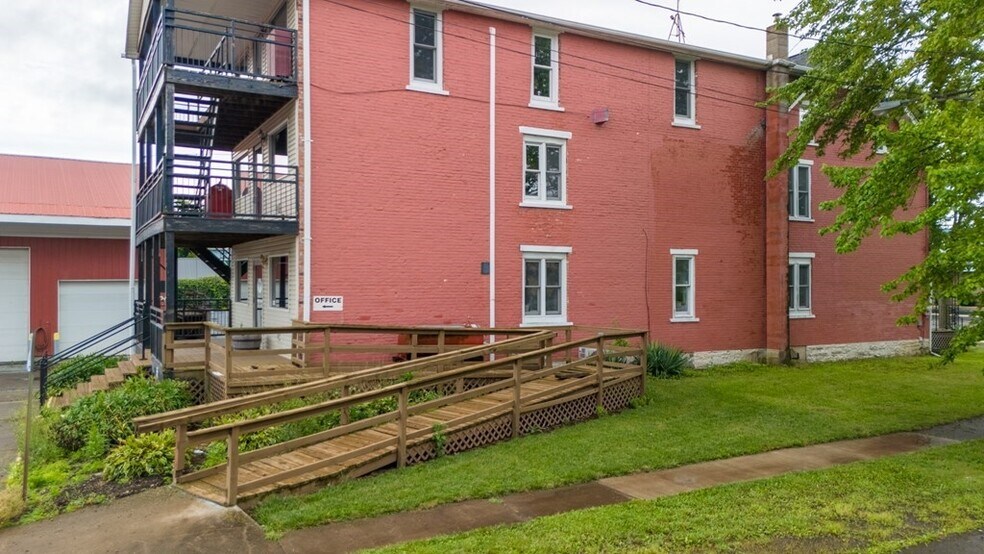 More Photos Of 318 N Elmer Ave, Sayre Unknown For Lease