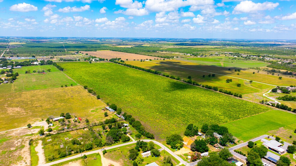 More Photos Of 7201 FM725, McQueeney Land For Sale