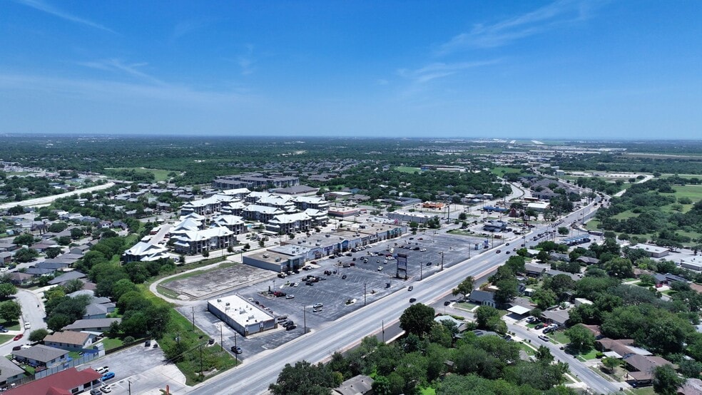 More Photos Of 1324-1434 Callaghan Rd, San Antonio Storefront For Lease