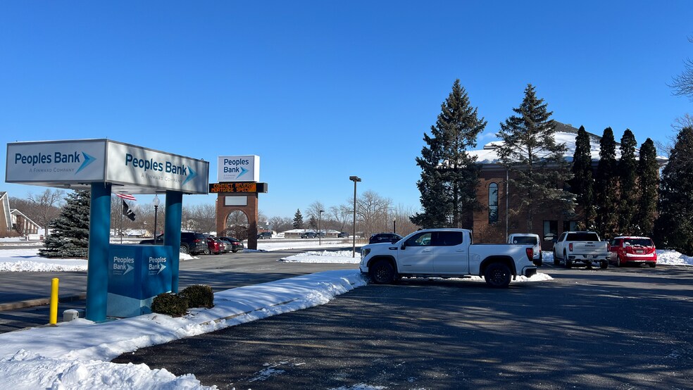 More Photos Of 141 W Lincoln Hwy, Schererville Bank For Sale