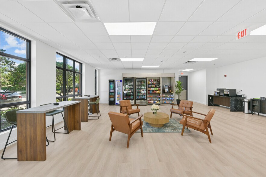 More Photos Of 999-1001 W Yamato Rd, Boca Raton Unknown For Lease