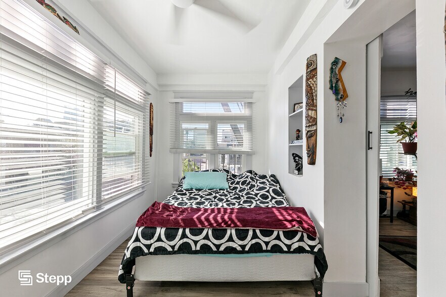 More Photos Of 319 Elm Ave, Long Beach Apartments For Sale