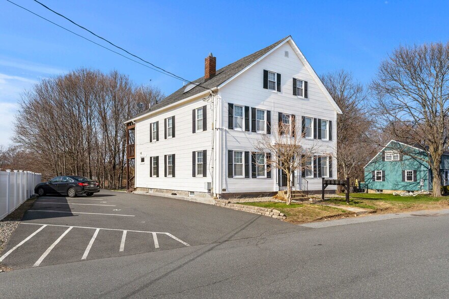 More Photos Of 23 Hyde St, Danvers Apartments For Sale
