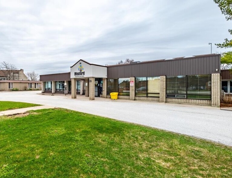 Primary Photo Of 135 William St, Meaford Shelter For Sale