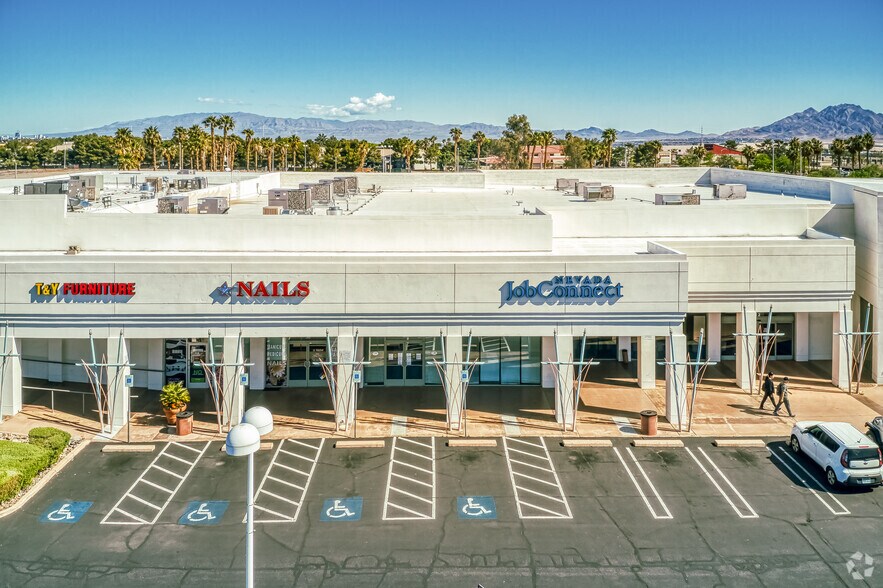 More Photos Of 4500 E Sunset Rd, Henderson General Retail For Lease