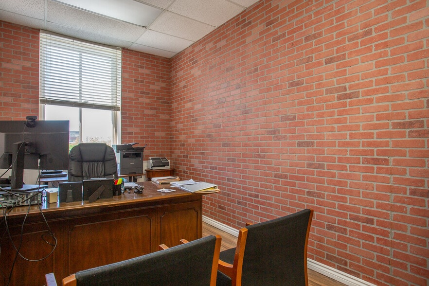 More Photos Of 5 Dover St, New Bedford Office Residential For Sale