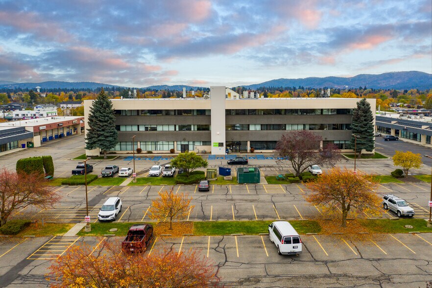 More Photos Of 11707 E Sprague Ave, Spokane Valley Office For Lease