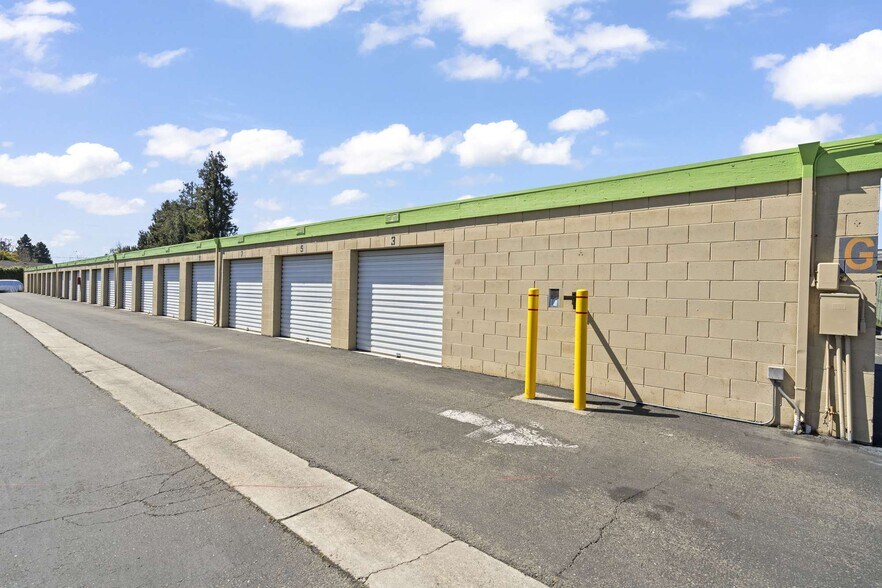 More Photos Of 38491 Fremont Blvd, Fremont Self Storage For Sale