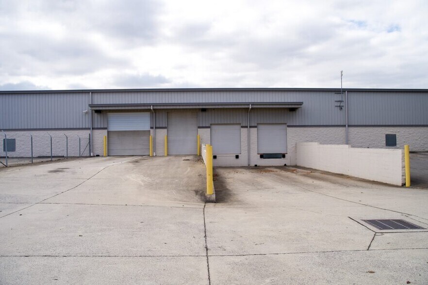 More Photos Of 490 Production Ave, Madison Warehouse For Lease