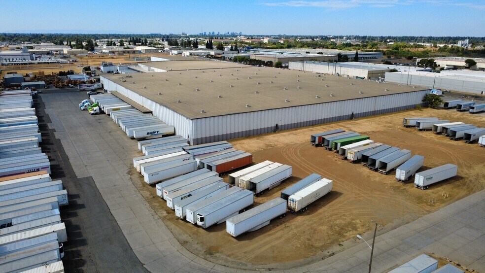 More Photos Of 4400 Florin Perkins Rd, Sacramento Distribution For Lease