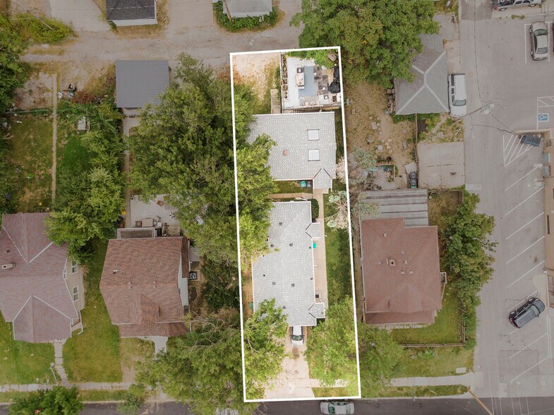 More Photos Of 121 N 35th Ave, Omaha Multifamily For Sale