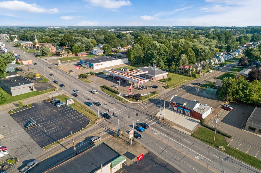 More Photos Of 3635-3643 Lincoln Way E, Massillon Freestanding For Lease