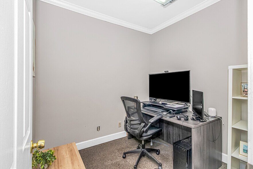 More Photos Of 955 Riverwood Dr, Murrells Inlet Office For Lease