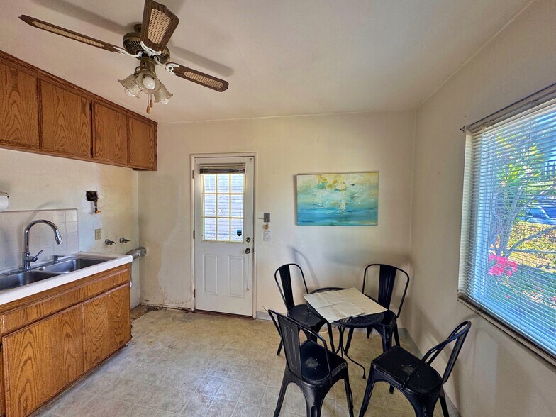 More Photos Of 1852 260th St, Lomita Apartments For Sale