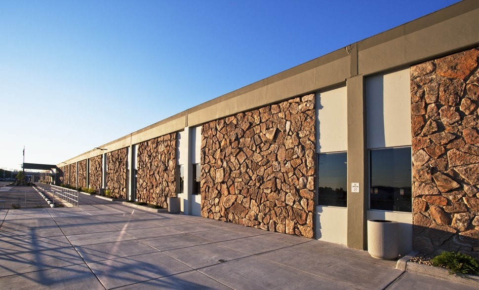 More Photos Of 111 Havana St, Aurora Research And Development For Lease