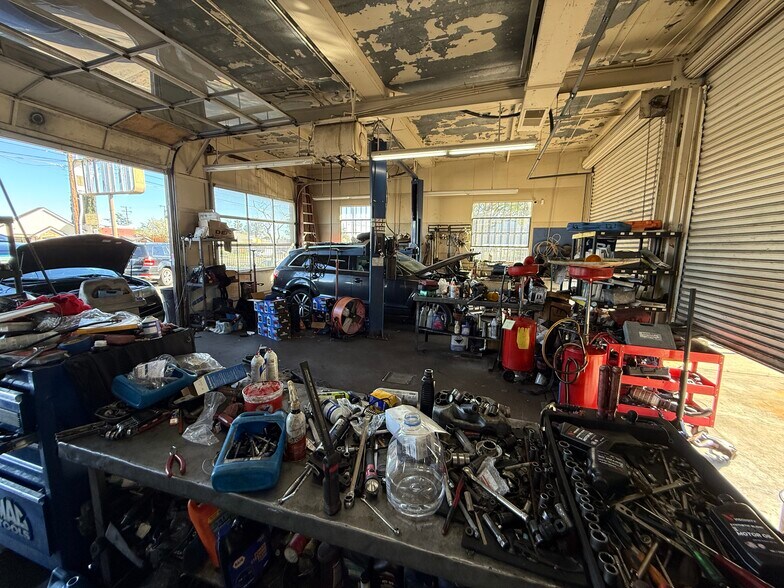 More Photos Of 7349 Fair Oaks Blvd, Carmichael General Retail For Sale