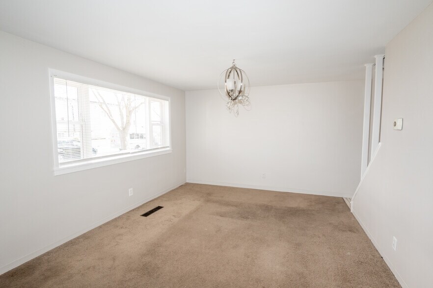 More Photos Of 9901 Niagara Falls Blvd, Niagara Falls Apartments For Sale