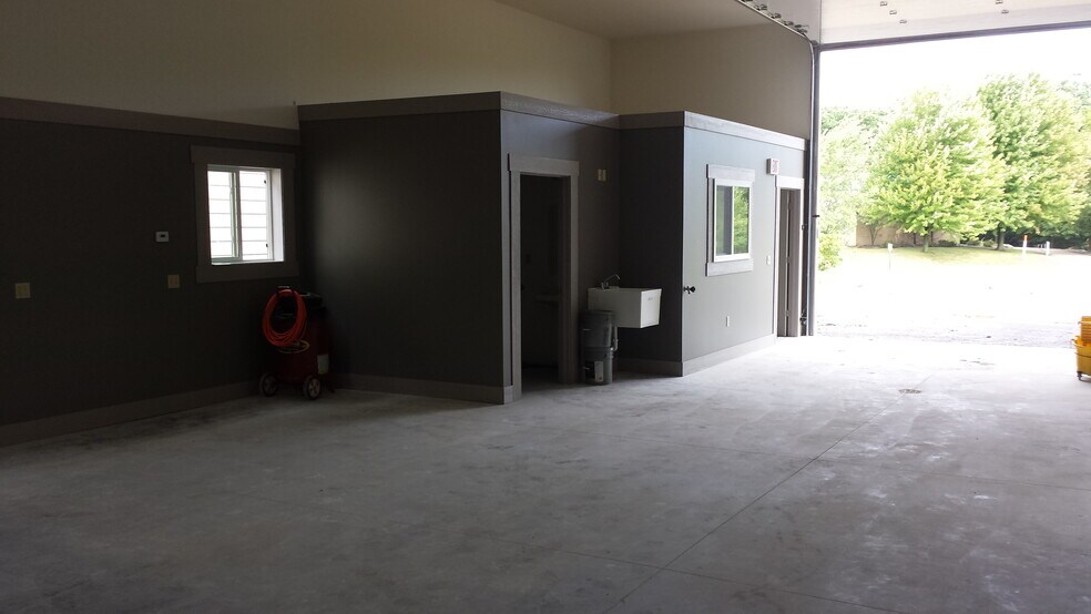 More Photos Of 1175 Double Tree Ln, Grafton Self Storage For Sale