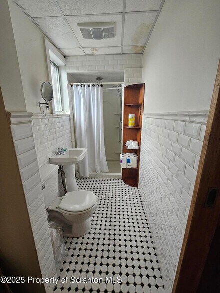 More Photos Of 629 Clay Ave, Scranton Apartments For Sale