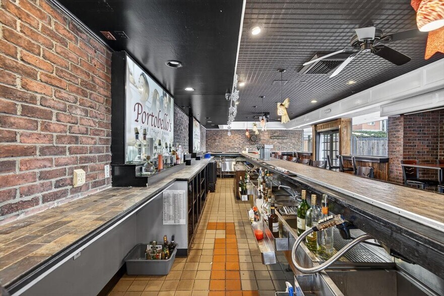 More Photos Of 5 Main St, Derby Restaurant For Sale