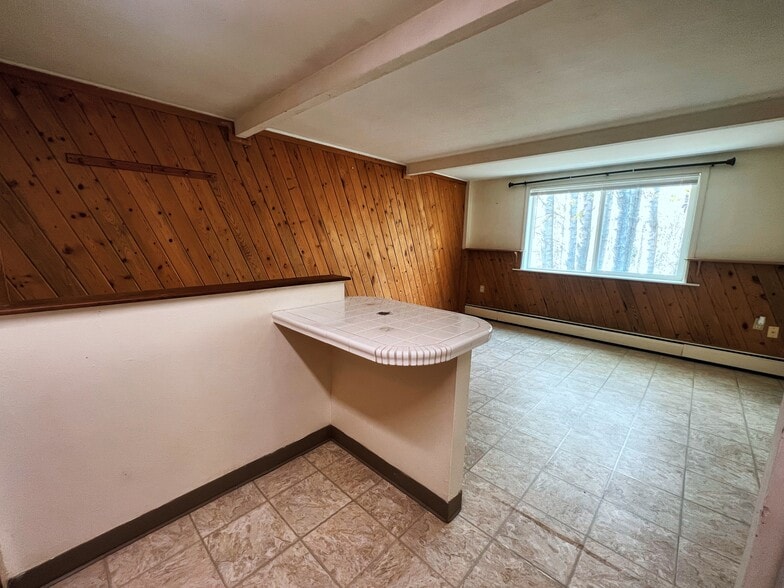 More Photos Of 2204 W Northern Lights Blvd, Anchorage Apartments For Sale