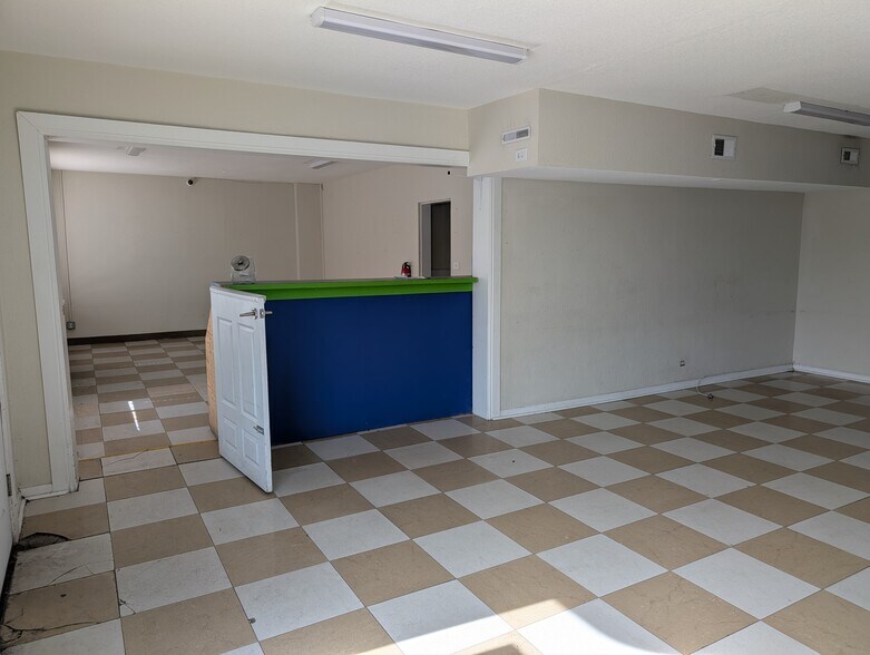 More Photos Of 2739-2741 W Alameda Ave, Denver Storefront For Sale