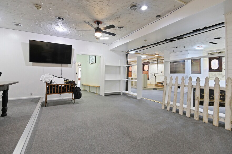 More Photos Of 105 Coal st, Mexico Specialty For Sale