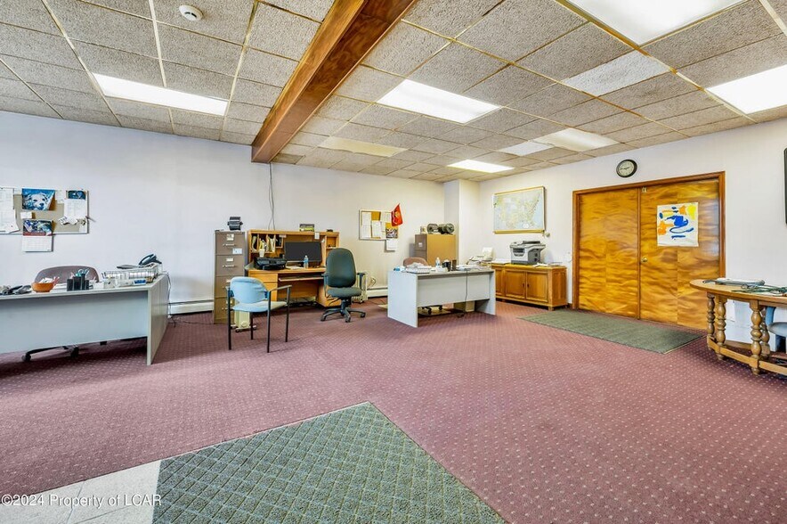 More Photos Of 1001 W Centre St, Mahanoy City Warehouse For Sale