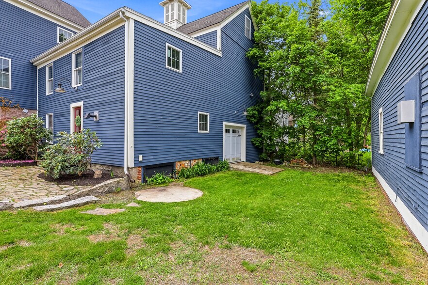 More Photos Of 1 Old Manchester Rd, Raymond Multifamily For Sale
