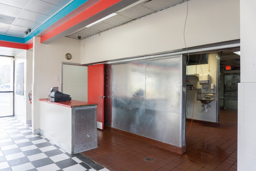 2187 N Bridge St, Elkin, NC 28621 General Retail For Sale