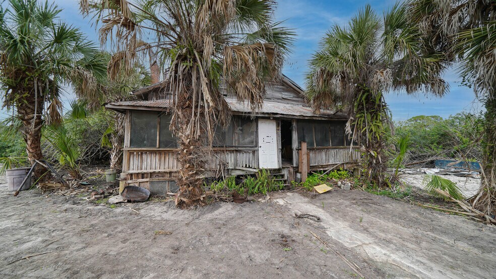 More Photos Of 4370 Garden Rd, Port Charlotte Restaurant For Sale
