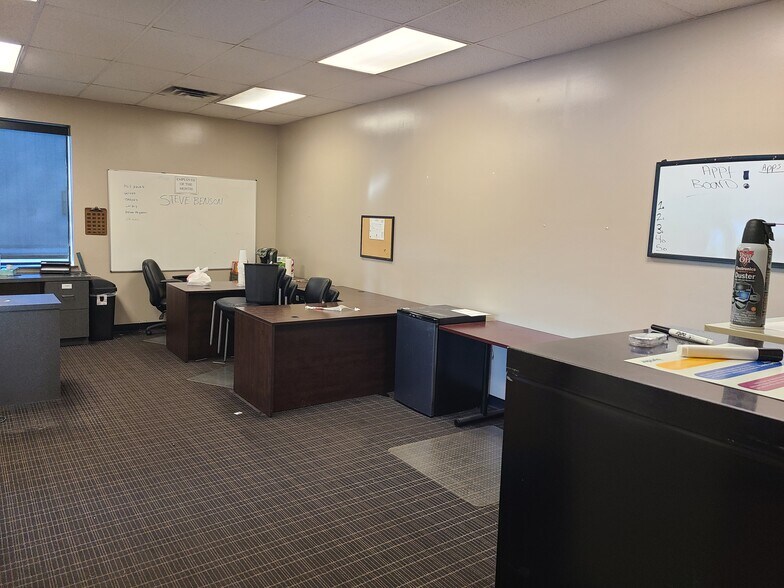 More Photos Of 3521 Grape Rd, Mishawaka Auto Dealership For Lease