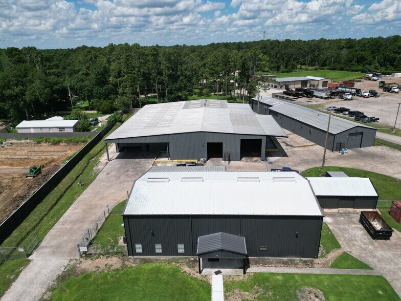 More Photos Of 23609 W Hardy Rd, Spring Warehouse For Sale