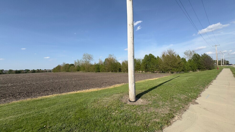 More Photos Of Pin 14-11-477-001 Northtown And Pipeline Rds, Normal Land For Sale
