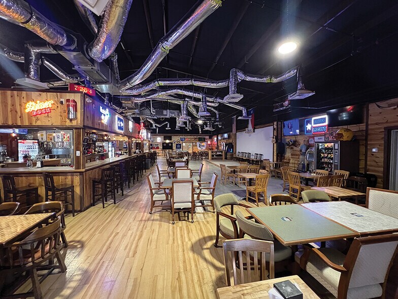 More Photos Of 1770 FM 156 N, Krum Showroom For Sale