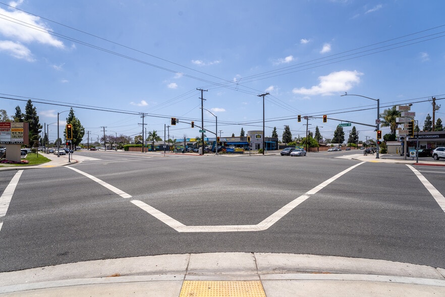 More Photos Of 21011 Pioneer Blvd, Lakewood Carwash For Sale