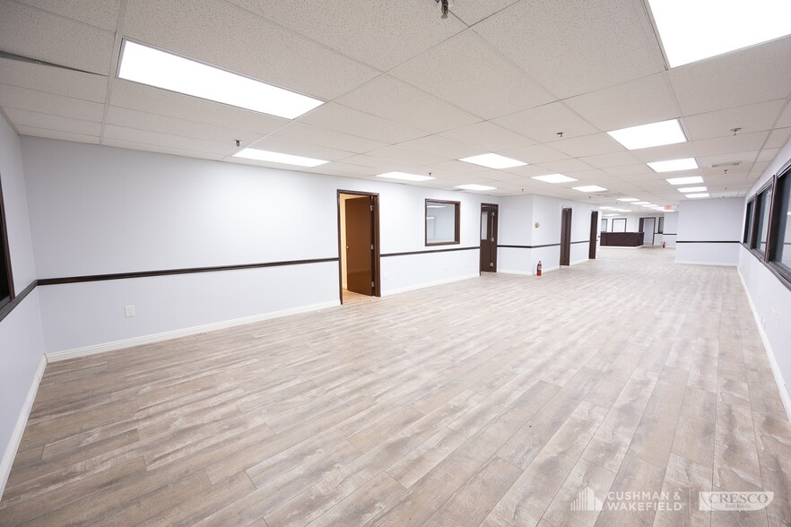 More Photos Of 3301-3357 Saint Clair Ave, Cleveland Warehouse For Lease