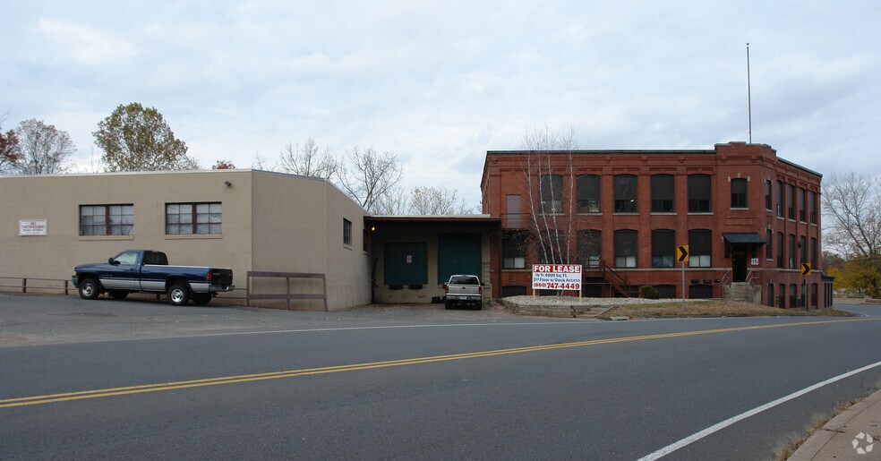 Primary Photo Of 15 N Washington St, Plainville Manufacturing For Sale