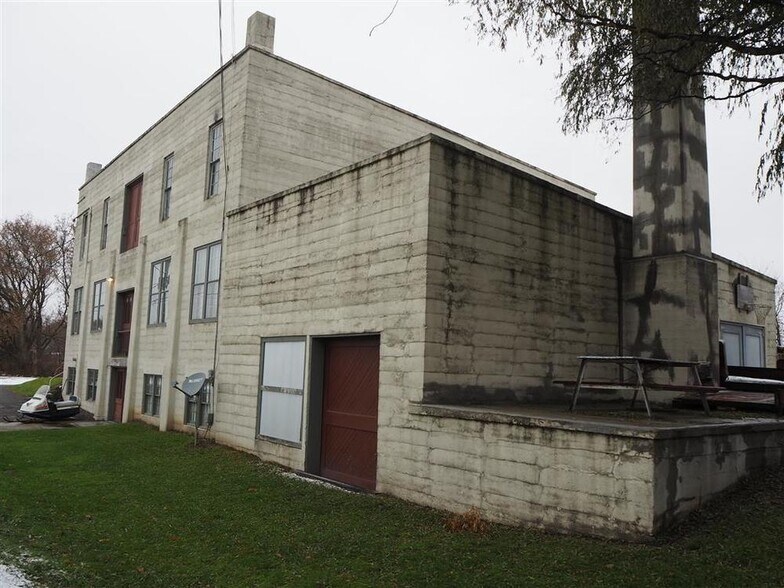 More Photos Of 336 N Spring St, Columbus Light Manufacturing For Sale