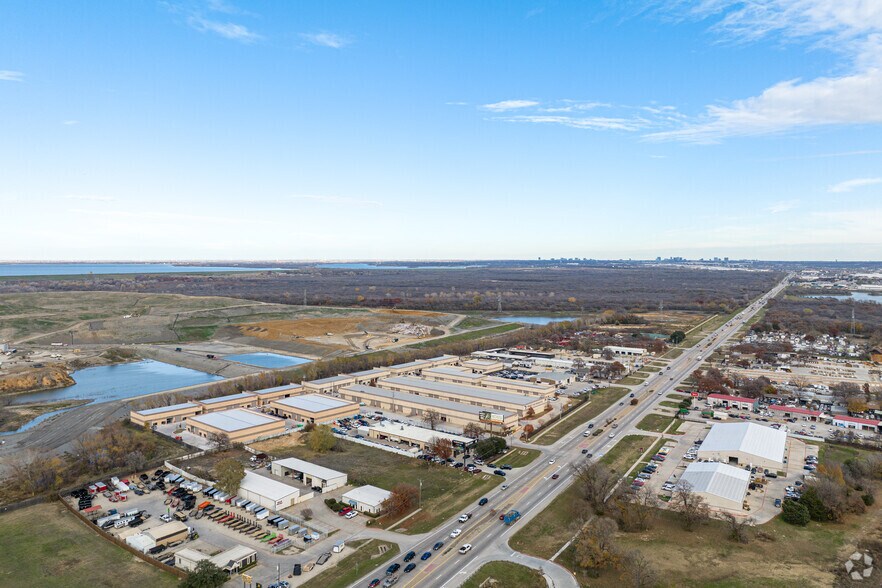 More Photos Of 985 E State Hwy 121, Lewisville Unknown For Lease