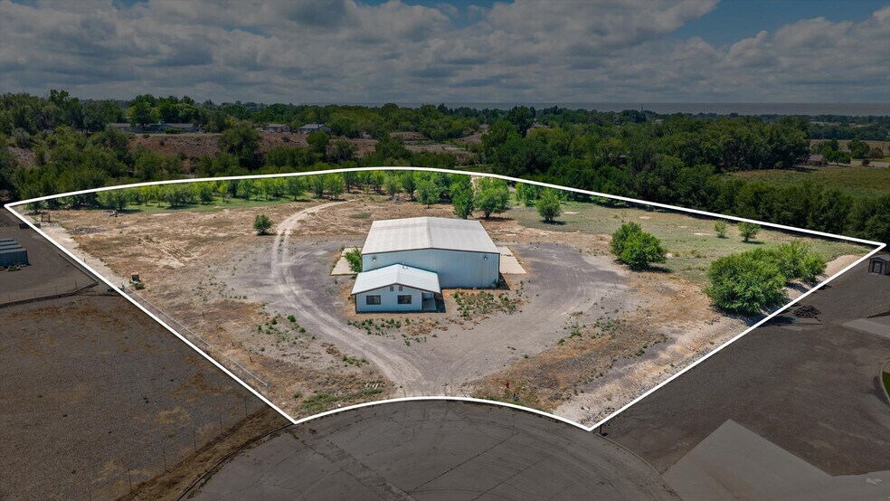 More Photos Of 1760 Gunnison Ave, Delta Warehouse For Sale