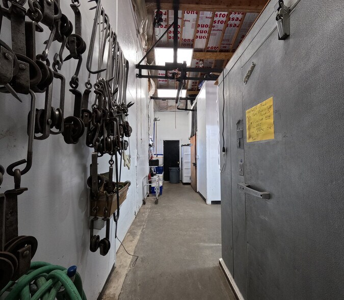 More Photos Of 2900 Pioneer Mountains Scenic By-Way Way, Polaris Industrial For Sale